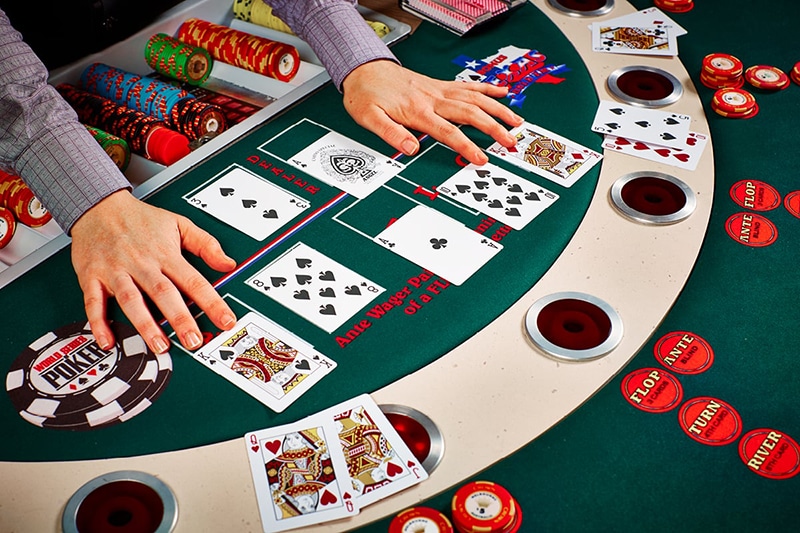 Texas Hold ’em Poker – Biến Thể Poker Vạn Người Mê Nâng cao kỹ năng và kinh nghiệm