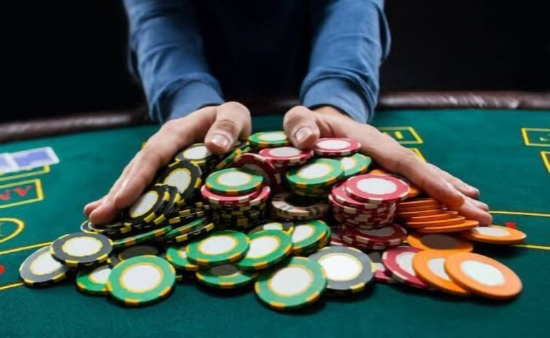 All In Poker – Thuật Ngữ Tất Tay Một Ăn Cả Hai Ngã Về Không All in Poker là gì?