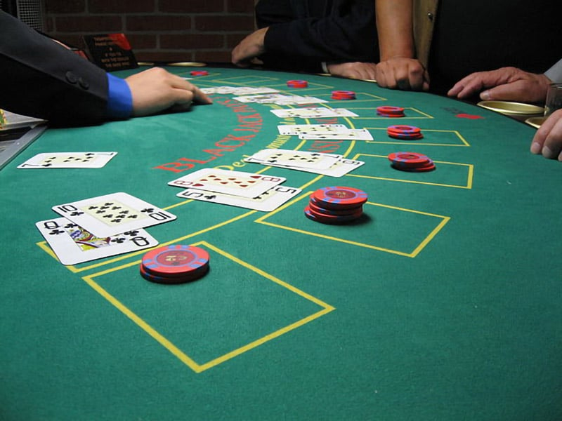 Blackjack Là Gì ? Cách Chơi Blackjack Kiếm Tiền Tỷ Dễ Dàng Quy tắc của một ván Blackjack